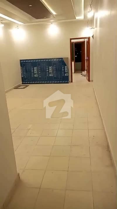 Flat For Sale Mid Floor Block H 3 Bed Dd Almost 1600-1700 Sqft Lifts Car Parkingmain Road Apartment In Food Street Block H For Video Inbox