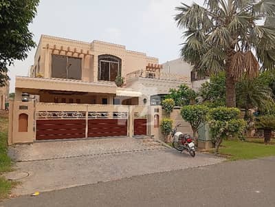Kanal owner built Bungalow near Jalal sons Kanal owner built Bungalow near Jalal sons