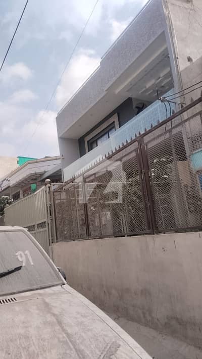 گلستانِِ جوہر ۔ بلاک 15 گلستانِ جوہر,کراچی میں 6 کمروں کا 10 مرلہ مکان 7.5 کروڑ میں برائے فروخت۔ گلستانِِ جوہر ۔ بلاک 15 گلستانِ جوہر,کراچی میں 6 کمروں کا 10 مرلہ مکان 7.5 کروڑ میں برائے فروخت۔