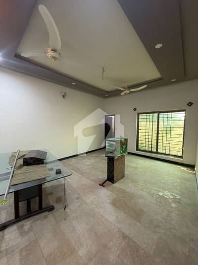 10 Marla House Ground Portion Available 10 Marla House Ground Portion Available