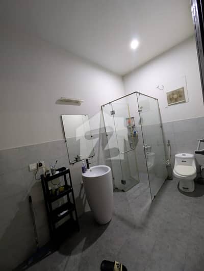 500 Square Yards Ground Portion For Rent