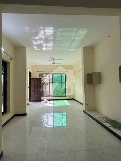 14 Marla House Brand New Beautiful Luxury Modern Designer Stylish House Very Prime Location Meezan Bank Ground Portion Available 14 Marla House Brand New Beautiful Luxury Modern Designer Stylish House Very Prime Location Meezan Bank Ground Portion Available