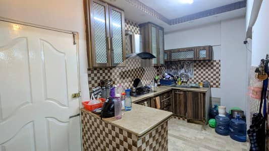 Flat for Sale, 3 bed DD Near Johar-Mor karachi