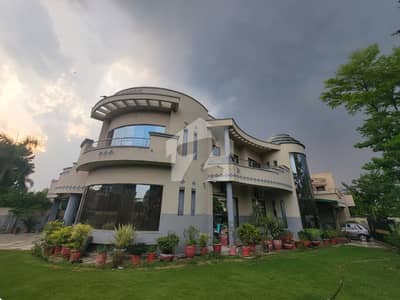 37 MARLA ELEGANT AND FULLY MAINTAINED SUPER HOT LOCATED BUNGALOW IS AVAILABLE IN THE BEST BLOCK OF DHA LAHORE