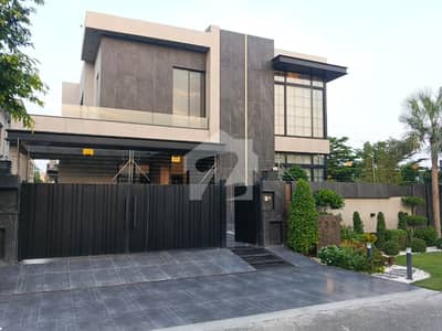 1 KANAL ELEGANT AND FULLY MAINTAINED BUNGALOW WITH STORE IN BASEMENT, THEATER IS AVAILABLE IN THE BEST BLOCK OF DHA LAHORE. 1 KANAL ELEGANT AND FULLY MAINTAINED BUNGALOW WITH STORE IN BASEMENT, THEATER IS AVAILABLE IN THE BEST BLOCK OF DHA LAHORE.