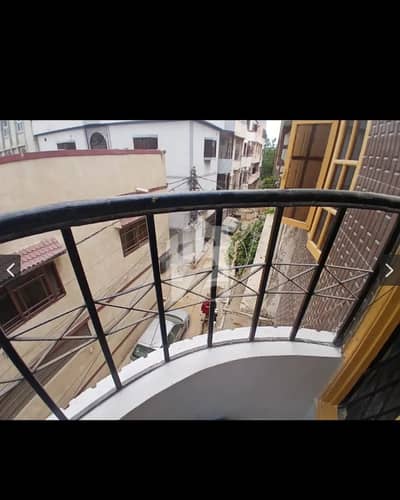 120 Square Yards Building For rent Is Available In Defence View Phase 2