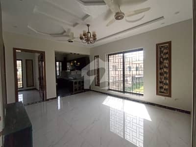 Usman block 7 Marla corner upper portion  brand new condition proper 3 bedroom   attach washroom