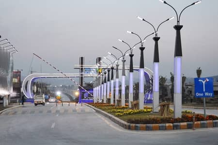 *Bahria Town   Garden City Zone-4 East* Plot Size - 6 Kanal 3013 Sq Yd At 1500 Lacs