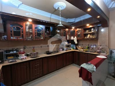 1300 Square Feet Flat In Gulshan-e-Iqbal - Block 3 For sale At Good Location