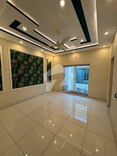 8 Marla House For Sale In Bahria Town Lahore 8 Marla House For Sale In Bahria Town Lahore