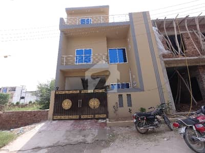 نیو لالہ زار راولپنڈی میں 4 کمروں کا 6 مرلہ مکان 2.48 کروڑ میں برائے فروخت۔ نیو لالہ زار راولپنڈی میں 4 کمروں کا 6 مرلہ مکان 2.48 کروڑ میں برائے فروخت۔