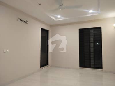 1 Kanal Upper Portion For Rent In DHA Phase 8 , Prime Location 100 % Original Pics