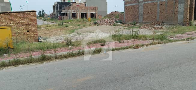 5 MARLA PLOT WITH SOLID LAND AVAILABLE FOR SALE IN BLOCK L