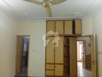 6 MARLA UPPER PORTION AVAILABLE FOR RENT IN I-10/4