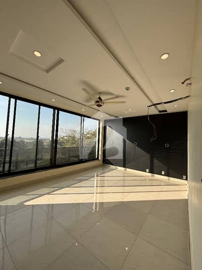 2 Bedroom Non Furnished Penthouse For Rent