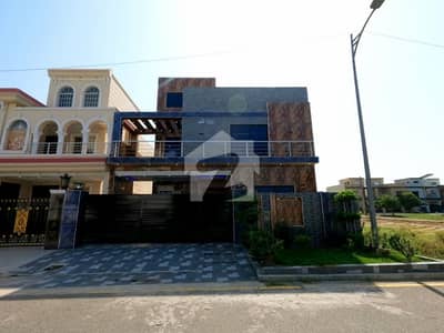 نیو لاہور سٹی - بلاک اے نیو لاہور سٹی ۔ فیز 2,نیو لاهور سٹی,لاہور میں 5 کمروں کا 10 مرلہ مکان 3.4 کروڑ میں برائے فروخت۔