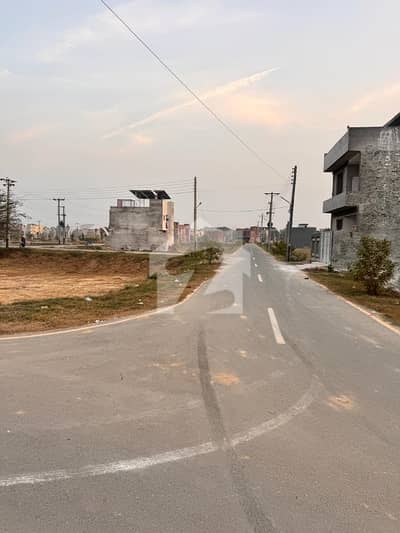 Premium 7 Marla Plot Ideal Location And Excellent Investment Opportunity Premium 7 Marla Plot Ideal Location And Excellent Investment Opportunity