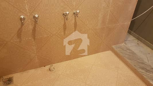 New 1 Kanal , 9beds Designer House Ideal For Foreigners, Multynationals On Reasonable Rent