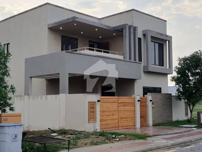 272 Sq. Yards Spacious Villa for Rent in Prime Location, Precinct 8 Bahria Town Karachi