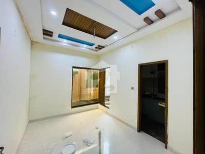 2.5 Marla 3 Bed Full House For Rent in Ali Park