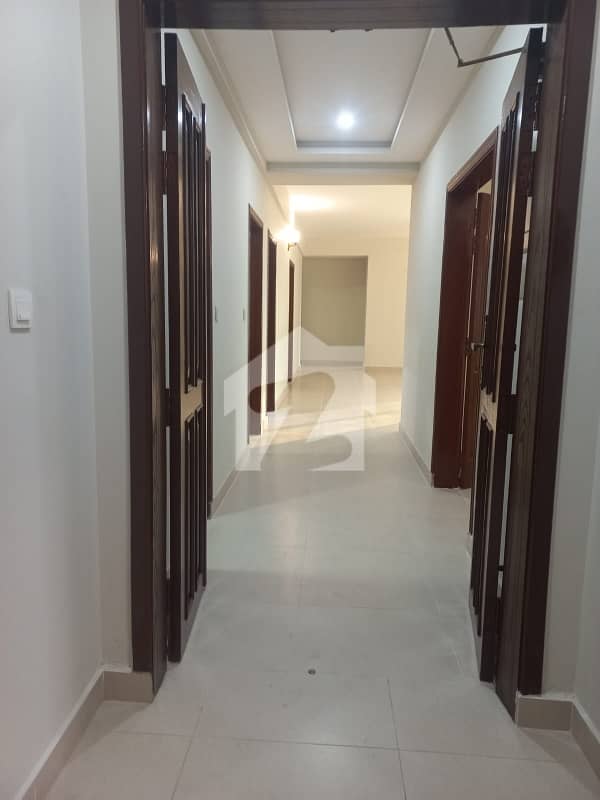 Ground Floor 3 Bedroom Apartment in new Building Available Ground Floor 3 Bedroom Apartment in new Building Available