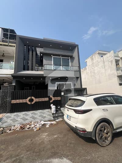 5 Marla Beautiful House For Sale In DC Colony