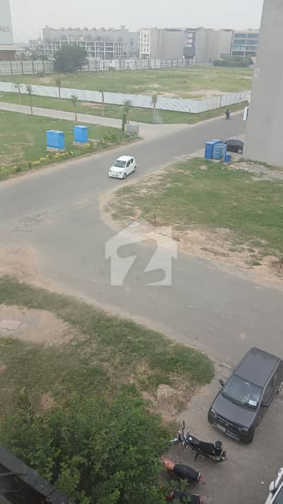LAKE City Meadows 10 Marla G 911 PLOT Hot Location & Possession Plots Very Reasonable Price Available For Sale