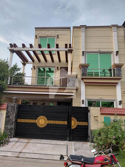 لو کاسٹ ۔ بلاک جے لو کاسٹ سیکٹر,بحریہ آرچرڈ فیز 2,بحریہ آرچرڈ,لاہور میں 4 کمروں کا 8 مرلہ مکان 2.6 کروڑ میں برائے فروخت۔ لو کاسٹ ۔ بلاک جے لو کاسٹ سیکٹر,بحریہ آرچرڈ فیز 2,بحریہ آرچرڈ,لاہور میں 4 کمروں کا 8 مرلہ مکان 2.6 کروڑ میں برائے فروخت۔