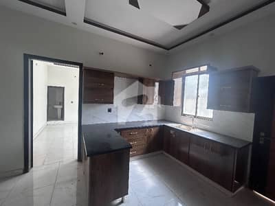 Brand New 180 Sq Yards First Floor Portion for sale In Johar Block 12 Corner