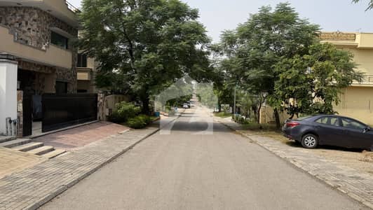 1 Kanal Pair Plot For Sale South Facing, DHA Phase 2 Sector A, Street 1