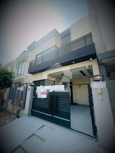 5 Marla House Available For Rent in DHA ph 9 Town