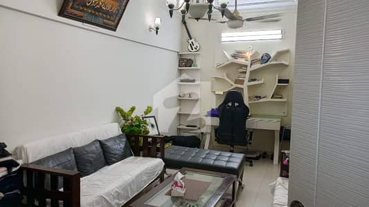 گلستانِِ جوہر ۔ بلاک 17 گلستانِ جوہر,کراچی میں 3 کمروں کا 7 مرلہ فلیٹ 2.0 کروڑ میں برائے فروخت۔ گلستانِِ جوہر ۔ بلاک 17 گلستانِ جوہر,کراچی میں 3 کمروں کا 7 مرلہ فلیٹ 2.0 کروڑ میں برائے فروخت۔