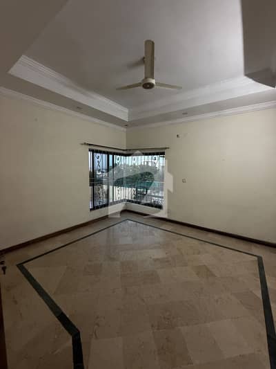 Kanal upper Portion available for rent