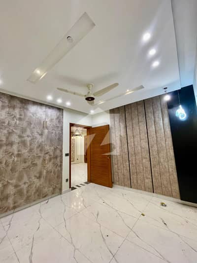 10 Marla Modern Double Story House With 100% Original Pictures | for Sale in Jasmine Block, Bahria Town Lahore 10 Marla Modern Double Story House With 100% Original Pictures | for Sale in Jasmine Block, Bahria Town Lahore