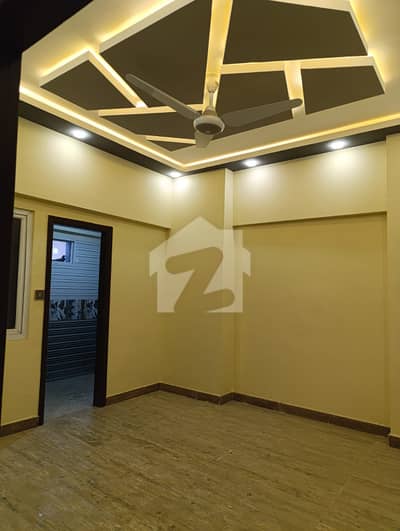 گلستانِ جوہر کراچی میں 2 کمروں کا 5 مرلہ فلیٹ 1.6 کروڑ میں برائے فروخت۔