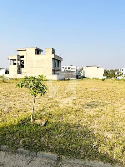 10 Marla Corner Plot For Sale Airport Green Garden