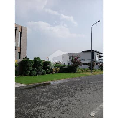 2kanal Premium Living Plot, Close To 79kanal Big Park Surrounding Beautiful House 2kanal Premium Living Plot, Close To 79kanal Big Park Surrounding Beautiful House