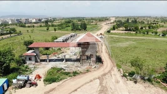 مارگلہ آرچرڈ اسلام آباد میں 100 کنال صنعتی زمین 45.0 کروڑ میں برائے فروخت۔