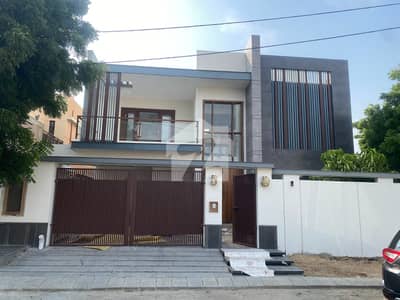 ڈی ایچ اے فیز 6 ڈی ایچ اے ڈیفینس,کراچی میں 6 کمروں کا 1 کنال مکان 9.0 لاکھ میں کرایہ پر دستیاب ہے۔ ڈی ایچ اے فیز 6 ڈی ایچ اے ڈیفینس,کراچی میں 6 کمروں کا 1 کنال مکان 9.0 لاکھ میں کرایہ پر دستیاب ہے۔
