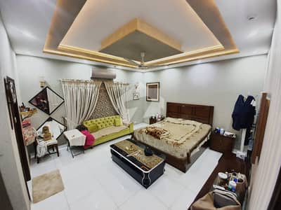 ORIGNAL PICTURES WITH SOLAR LOWER PORTION UNFURNISHED