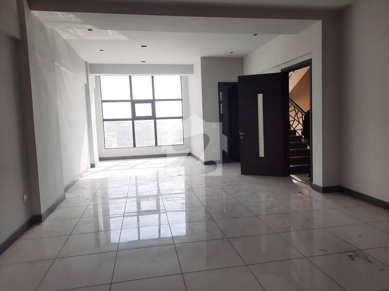 Office Available For Rent Office Available For Rent