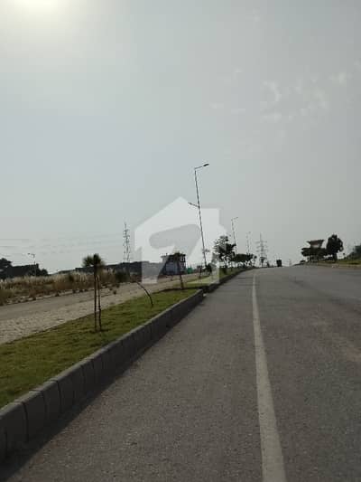 DHA Phase 5 150 Fit Road Kanal