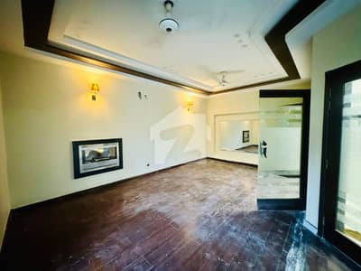 100% ORIGENAL 4 Beds 10 Marla Double Unit Beautiful Location House For Rent In DHA Phase 5 Lahore.
