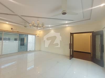 1 KANAL UPER PORTION AVAILABLE FOR RENT IN LAKE CITY MEADOWS EX STATE LIFE SOCIETY  FOR MORE DETAILS CONTACT ME