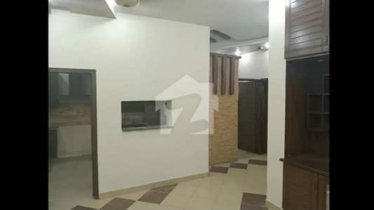 2 KANAL HOUSE WITH 11 BEDROOMS IS AVAILABLE FOR SILENT OFFICE, HOSTEL, SOFTWARE HOUSE ETC