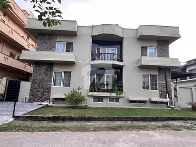 10 Marla Open Basment Available For Rent G-13/3