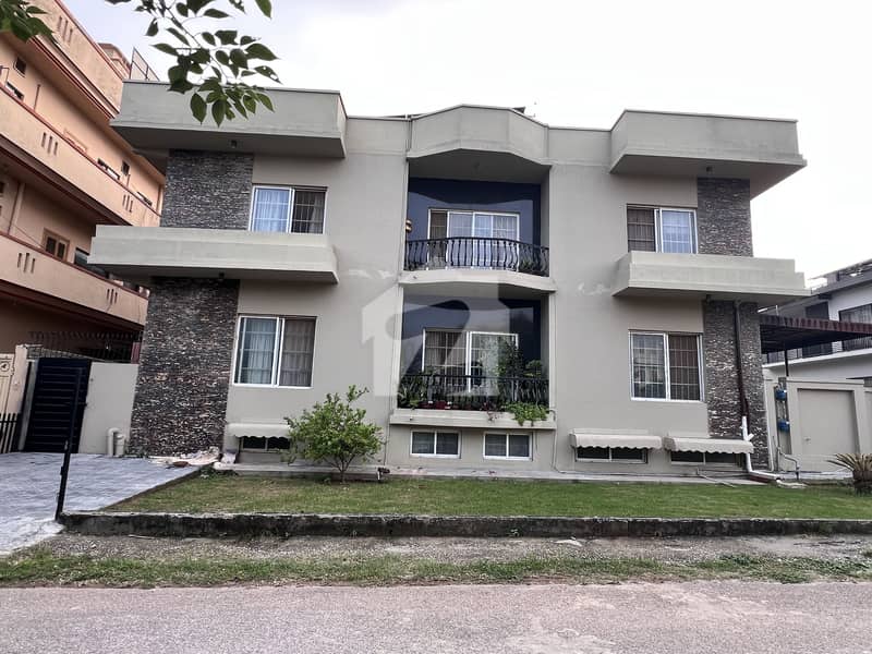 10 Marla Open Basment Available For Rent G-13/3 10 Marla Open Basment Available For Rent G-13/3