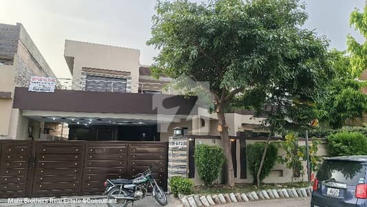 بحریہ ٹاؤن فیز 3 بحریہ ٹاؤن راولپنڈی,راولپنڈی میں 6 کمروں کا 1 کنال مکان 2.35 لاکھ میں کرایہ پر دستیاب ہے۔ بحریہ ٹاؤن فیز 3 بحریہ ٹاؤن راولپنڈی,راولپنڈی میں 6 کمروں کا 1 کنال مکان 2.35 لاکھ میں کرایہ پر دستیاب ہے۔