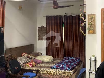 علی پارک کینٹ,لاہور میں 4 کمروں کا 6 مرلہ مکان 2.45 کروڑ میں برائے فروخت۔
