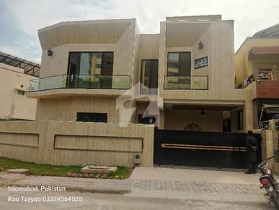 Furnished 1.5 Kanal Villa Available In Peradose DHA Emaar Islamabad. Furnished 1.5 Kanal Villa Available In Peradose DHA Emaar Islamabad.